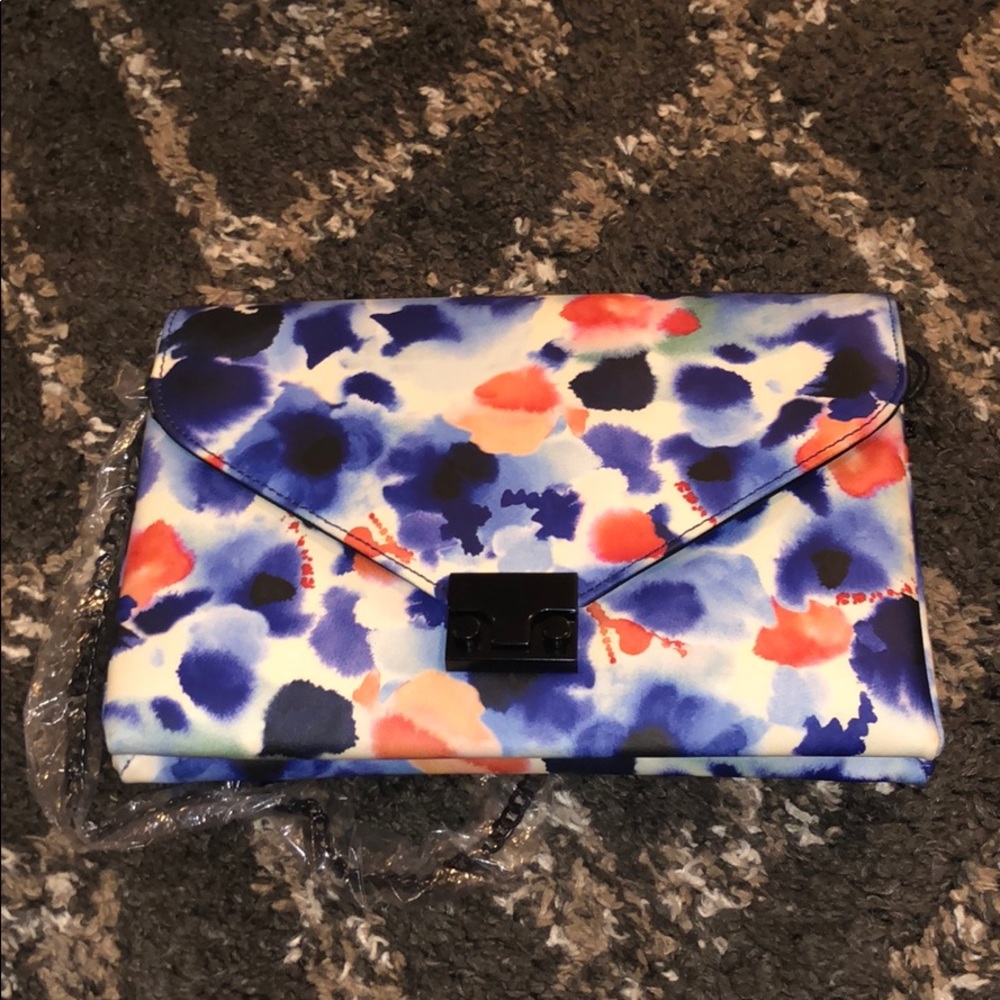 ‼️SALE‼️LAST CALL! Loeffler Randall Clutch